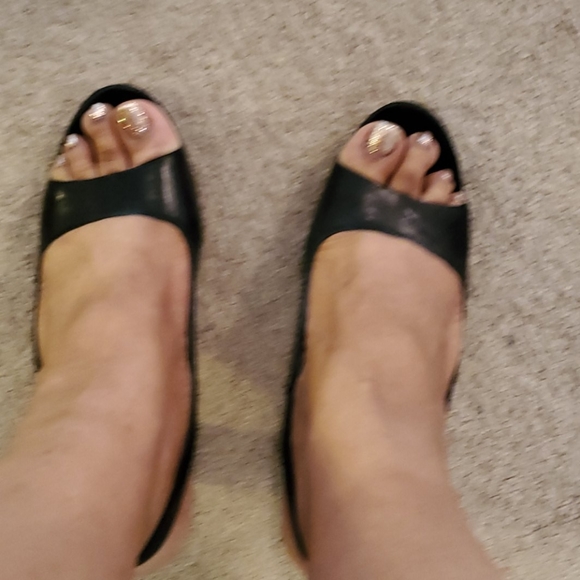 4.5 Inch open toe sling Back Leather Heel - Picture 6 of 7